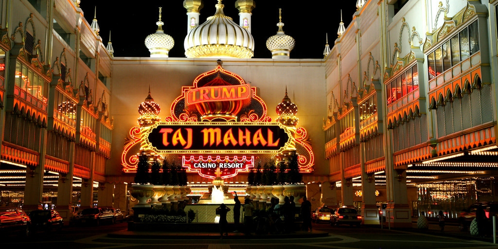 Fachada principal Casino Trump Taj Mahal