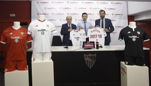 Playtika desarrollador juegos casino móvil sponsor Sevilla